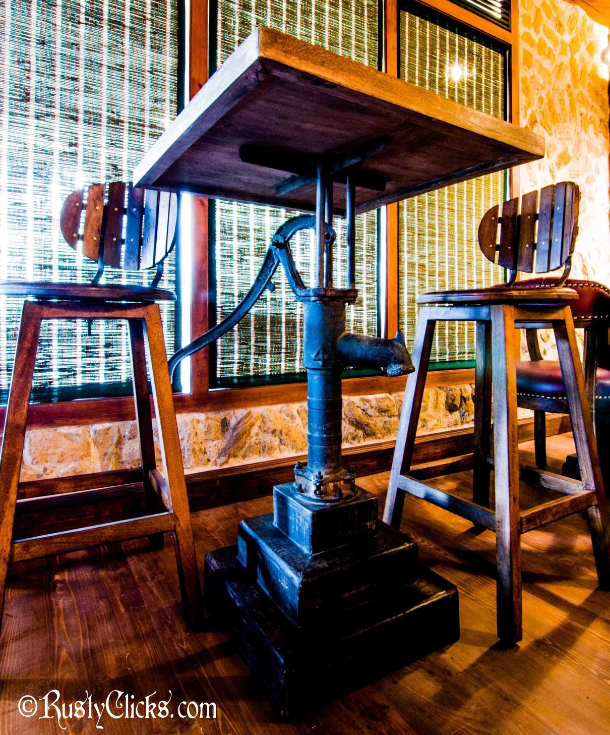 Gallery Image by Rusty Clicks